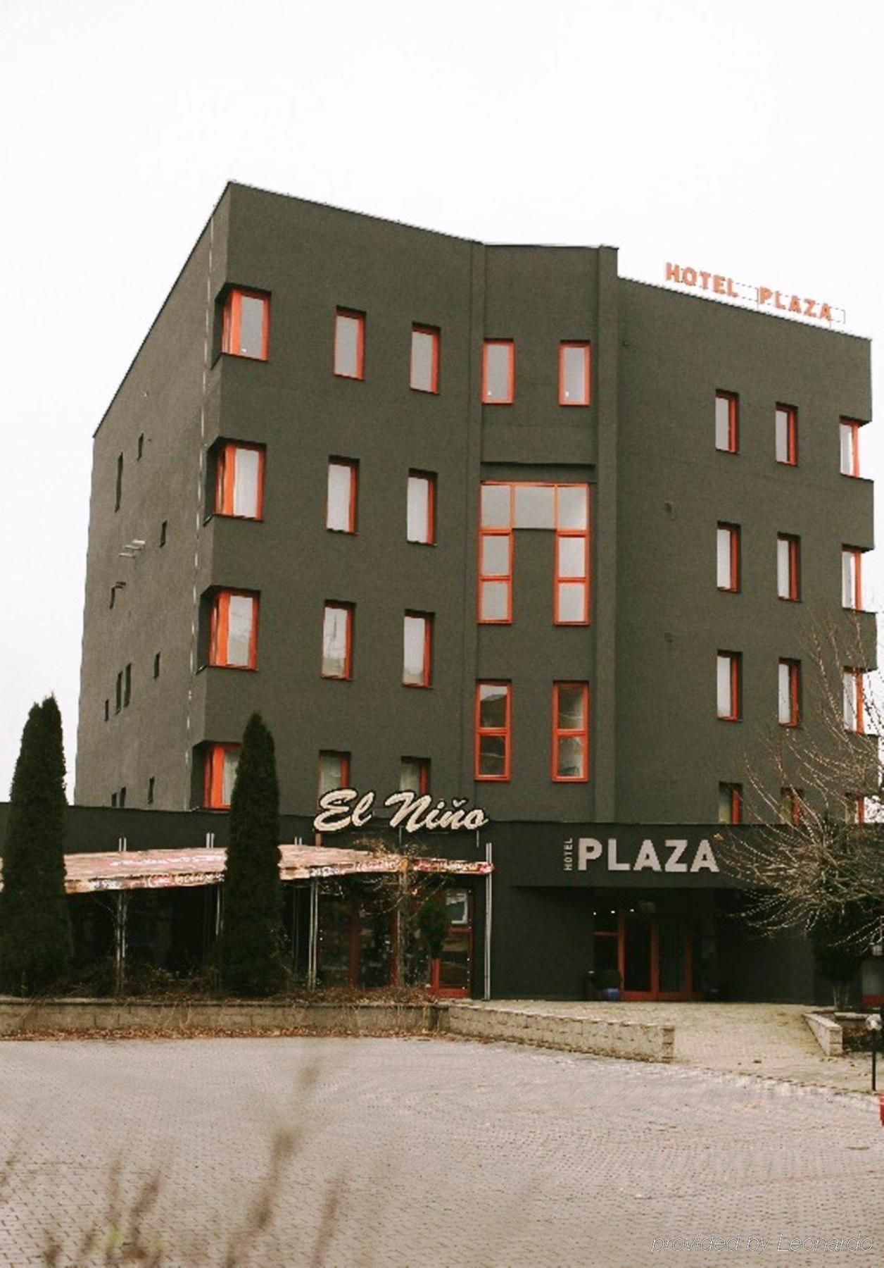 Hotel Plaza Mlada Boleslav Exterior photo